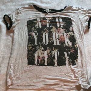 Cute crop New York City tee